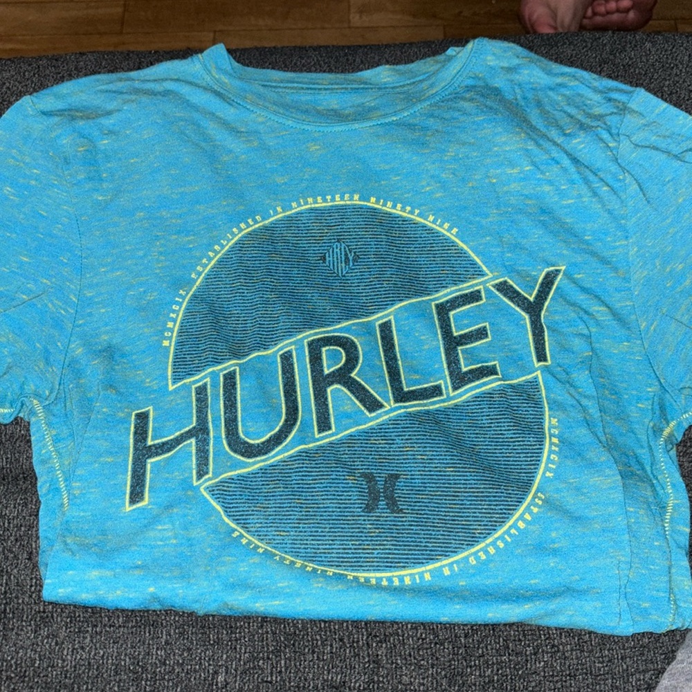 Hurley buckle shirt